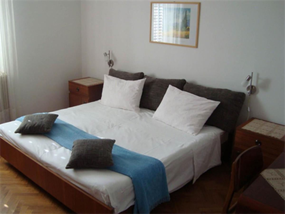 Rooms Rita Cres Esterno foto