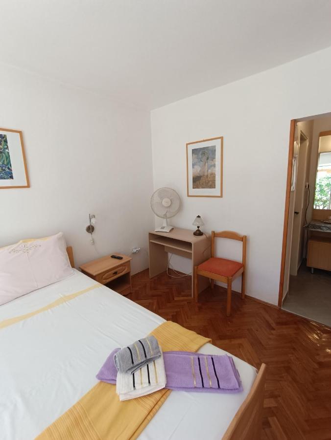 Rooms Rita Cres Esterno foto