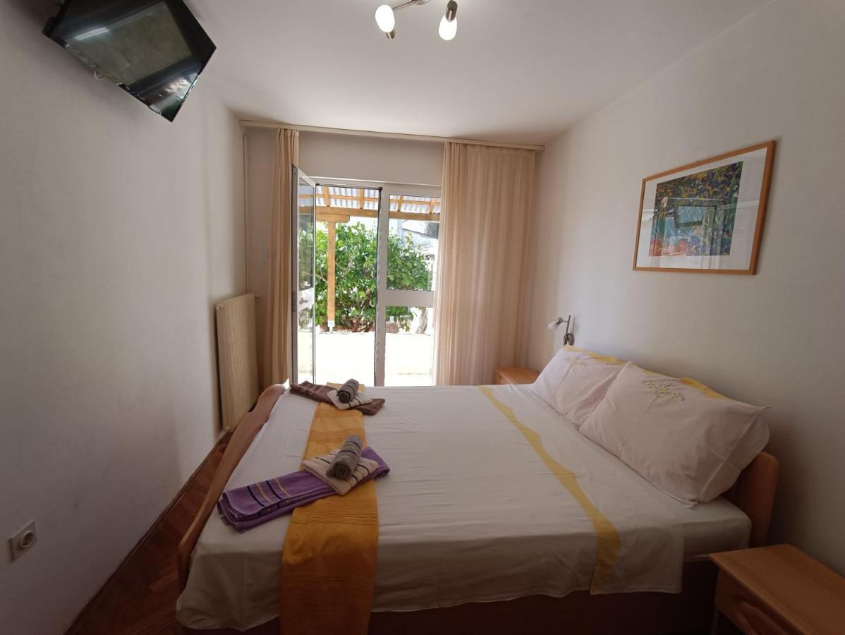 Rooms Rita Cres Esterno foto